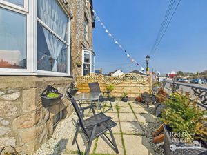 Front Garden- click for photo gallery